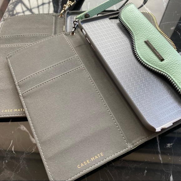 SOLD❗️2pc iPhone 6/7 Plus folio cases - Picture 4 of 5